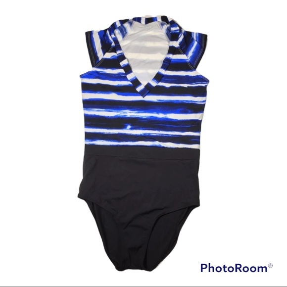 Skye One Piece Swimsuit Small - Picture 1 of 12